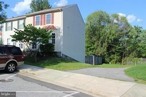 1514 Karen Blvd, District Heights, MD 20747 - photo 1