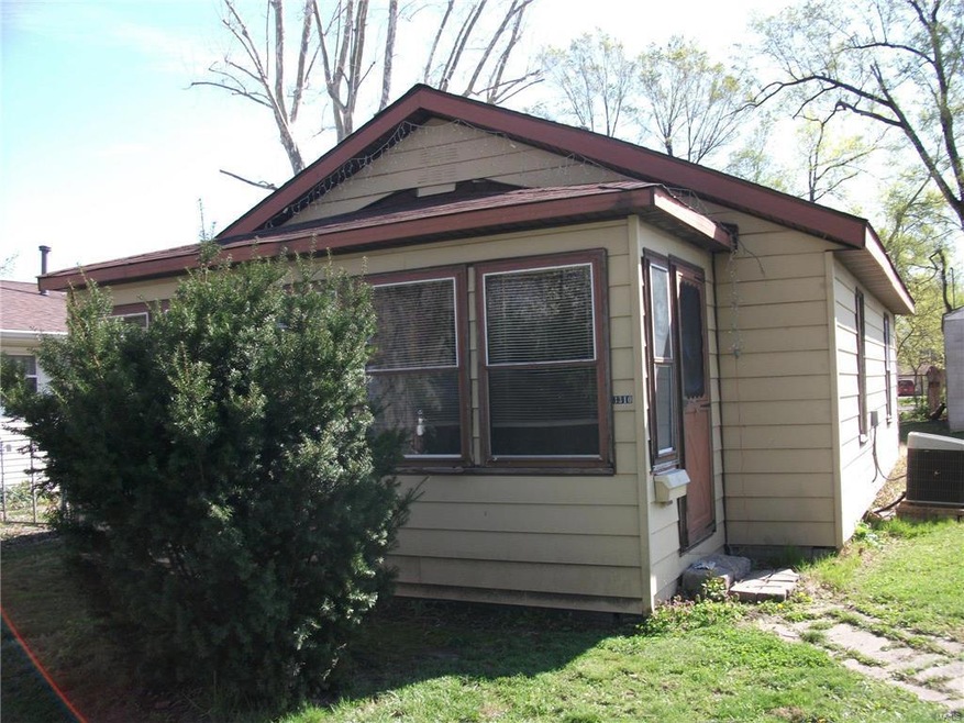 3310 Princeton Ave, Collinsville, IL 62234 - photo 1