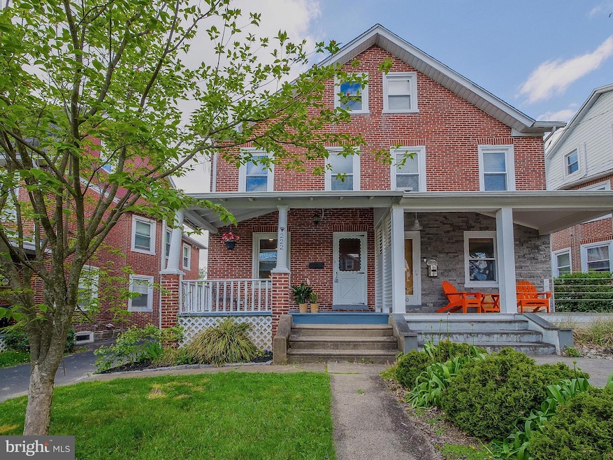 222 Edgemont Ave, Ardmore, PA 19003 - photo 1