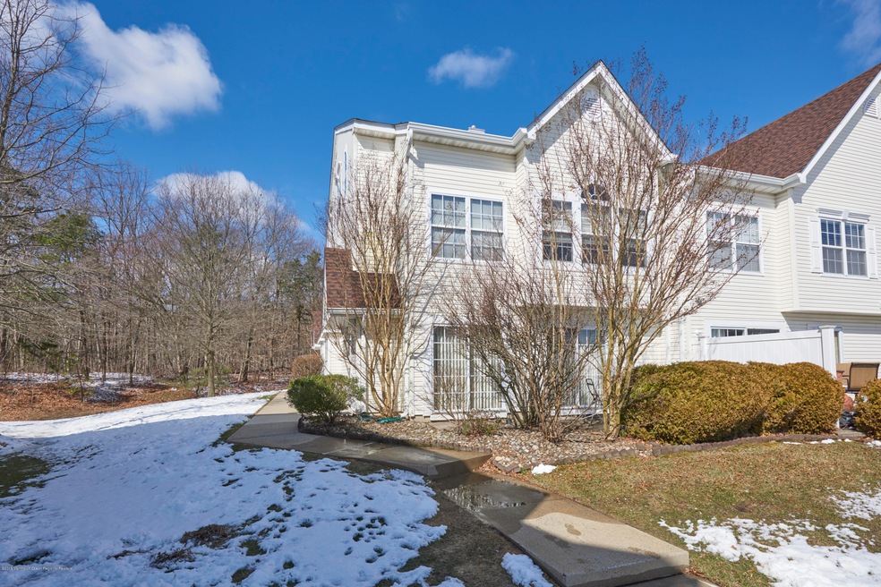 40 Phoenix Ct, Tinton Falls, NJ 07712 - photo 1