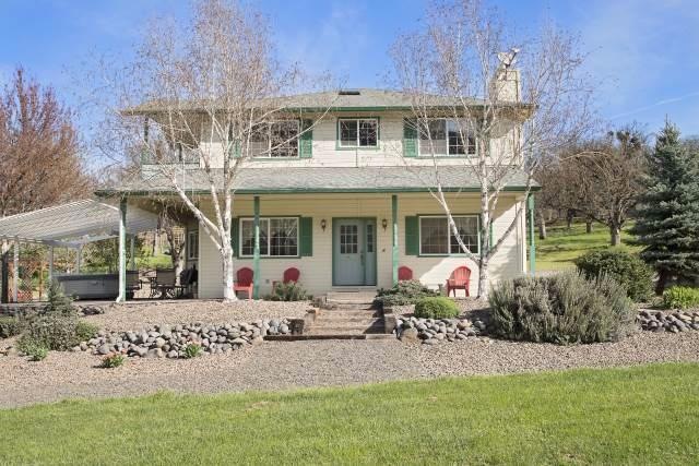 5682 Fishers Ferry, Gold Hill, OR 97525 - photo 1