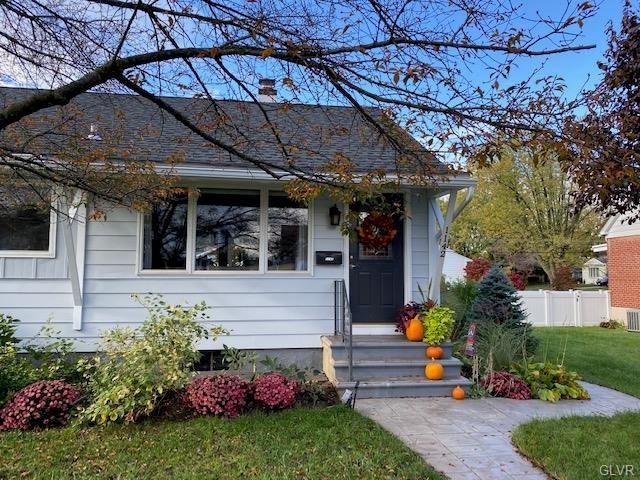 1142 N 15th St, Allentown, PA 18102 - photo 1