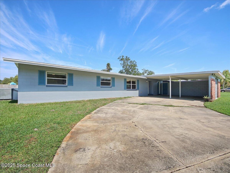 For Sale $325,000 • Co-Listing Agent