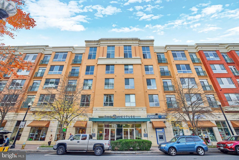 The Westlee unit 328, Arlington, VA 22213 - photo 1
