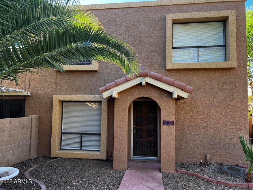10407 N 11th Place unit 1, Phoenix, AZ 85020 - photo 1