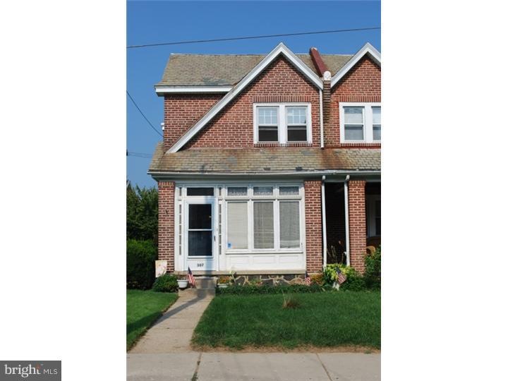 307 W 36th St, Wilmington, DE 19802 - photo 1