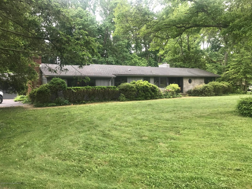 8 Willow Rd, Holmdel, NJ 07733 - photo 1