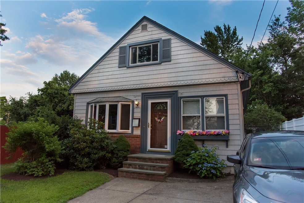 18 Winona St, Providence, RI 02904 - photo 1