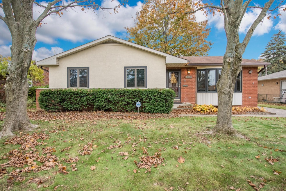 1281 Gumwood Dr, Columbus, OH 43229 - photo 1