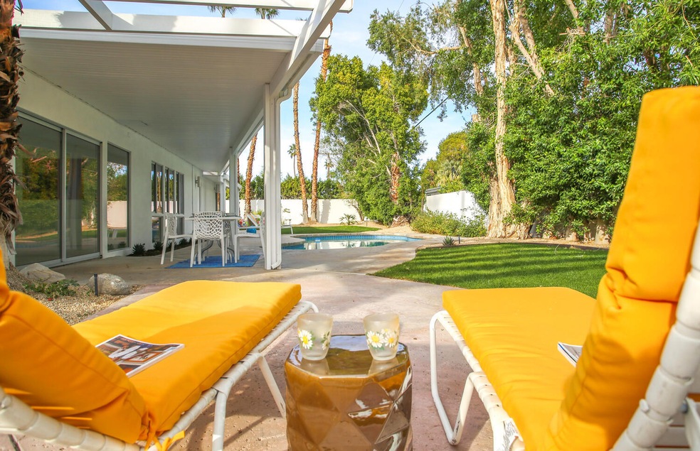 300 N Orchid Tree Palm Springs-large-047