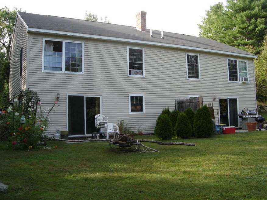 EXTERIOR REAR-EACH UNIT HAS A SLIDER...