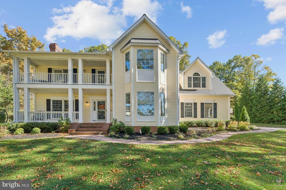 Under Contract $699,900