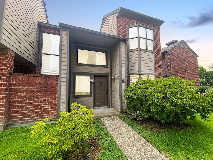 Welcome home to 7447 Cambridge St. #71 in City Place.