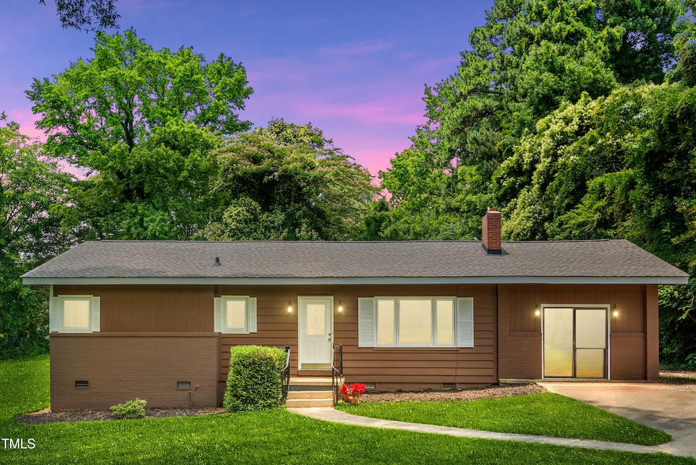 Pending $335,000 • Co-Listing Agent