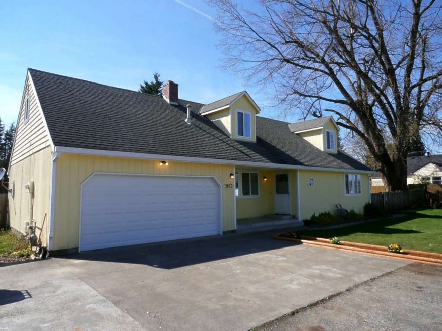 1960 Garfield St, Enumclaw, WA 98022 - photo 1