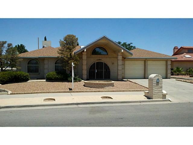 11405 Tom Ulozas Dr, El Paso, TX 79936 - photo 1