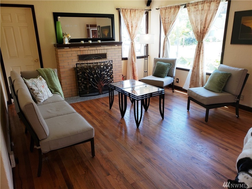 2113 Cedar St, Everett, WA 98201 - photo 1