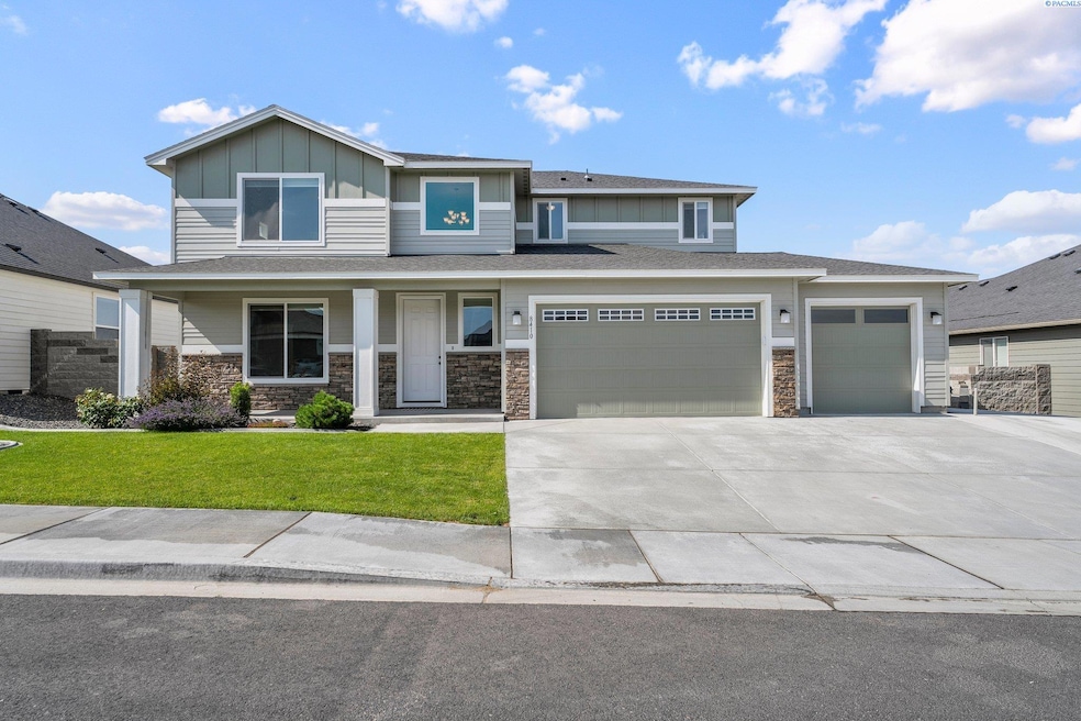 8410 Lennox St, West Richland, WA 99353 - photo 1