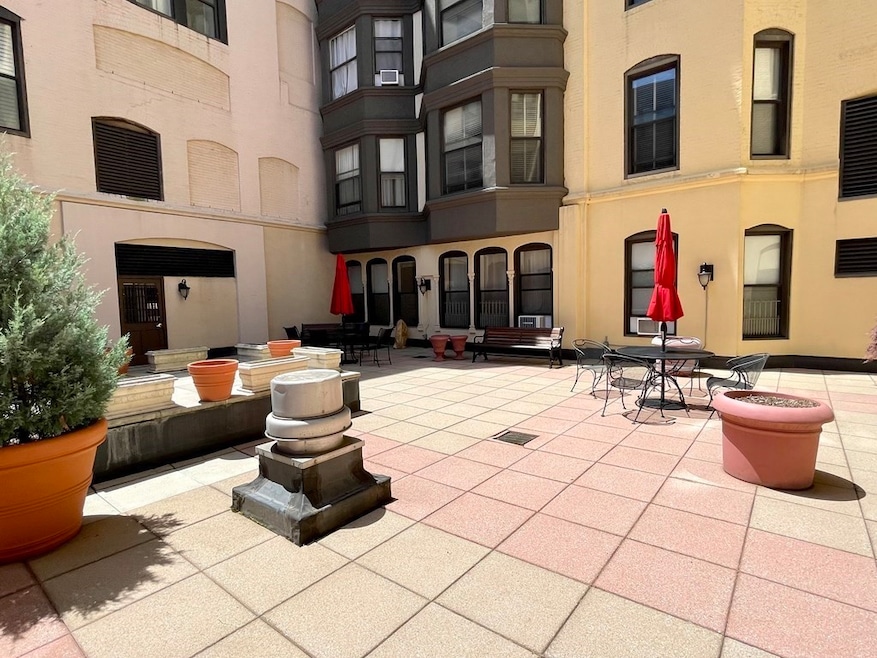 10 Charlesgate E unit 304, Boston, MA 02215 - photo 1