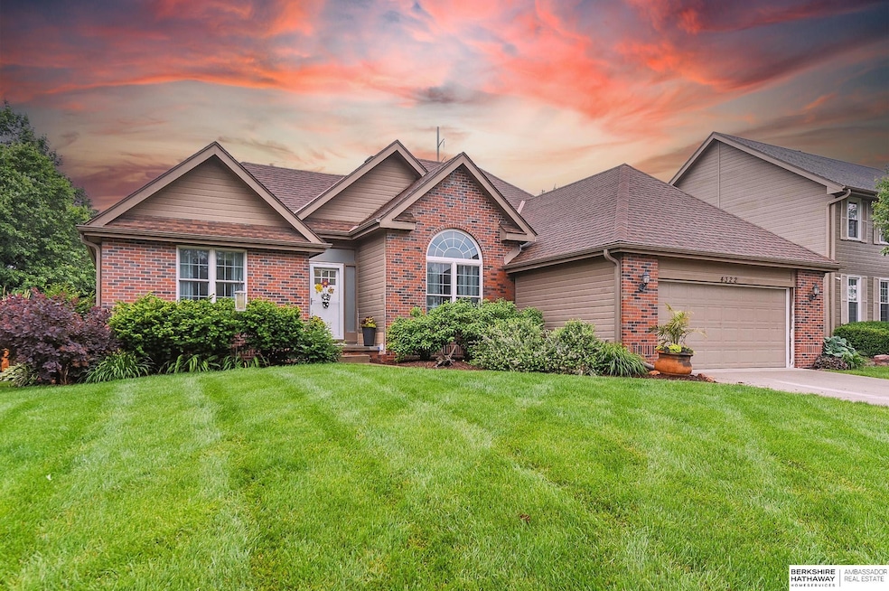 4322 N 143rd St, Omaha, NE 68164 - photo 1