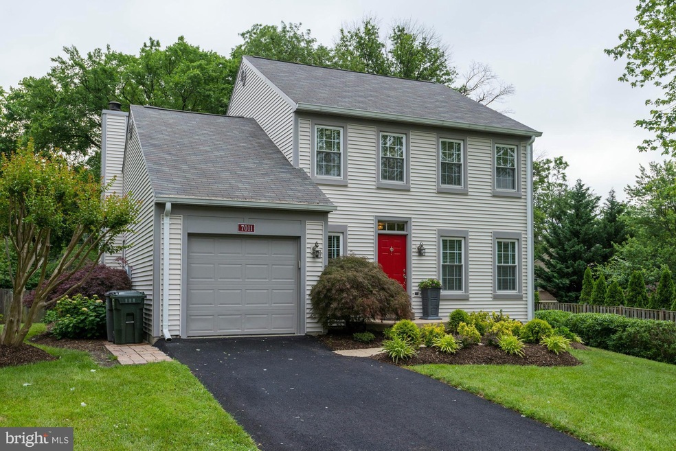 7011 Polins Ct, Alexandria, VA 22306 - photo 1