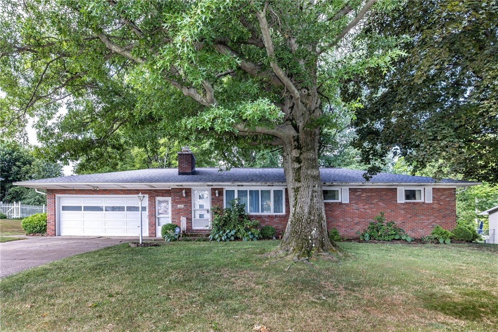 3620 Scarboro Rd, Erie, PA 16506 - photo 1