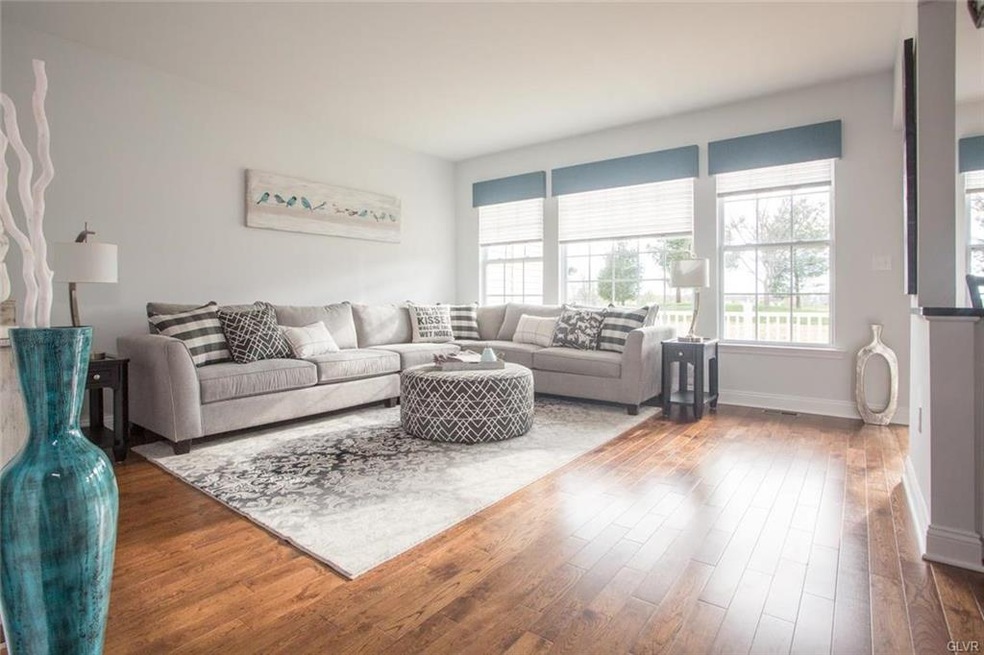 859 Iron Ln unit 59, Easton, PA 18040 - photo 1