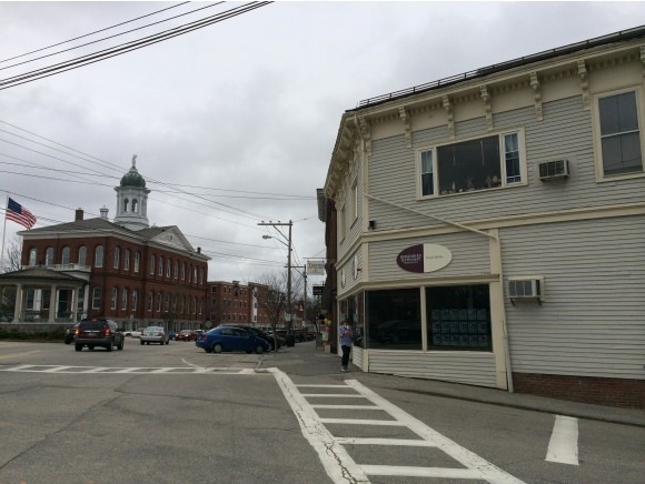 81 Water St, Exeter, NH 03833 - photo 1