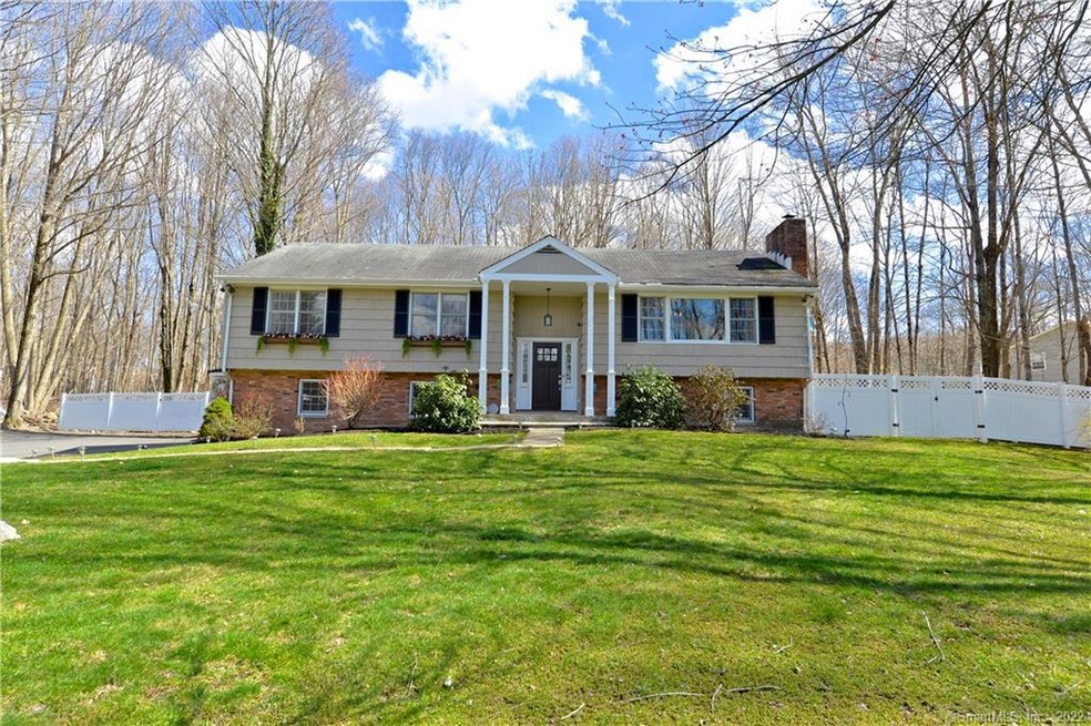 141 Boggs Hill Rd, Newtown, CT 06470 - photo 1