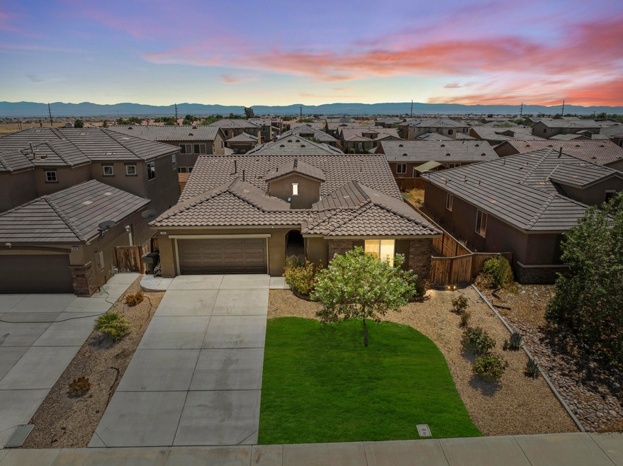 3366 Arrowhead Ct, Rosamond, CA 93560 - photo 1