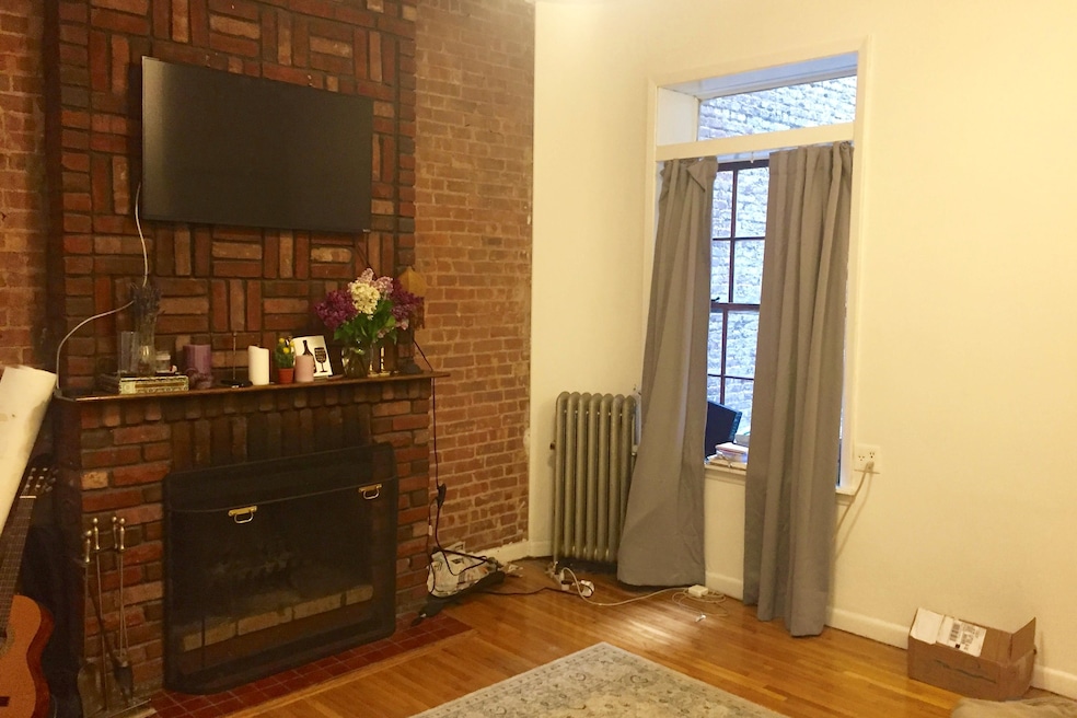 21 E 21st St unit 3D, New York, NY 10010 - photo 1