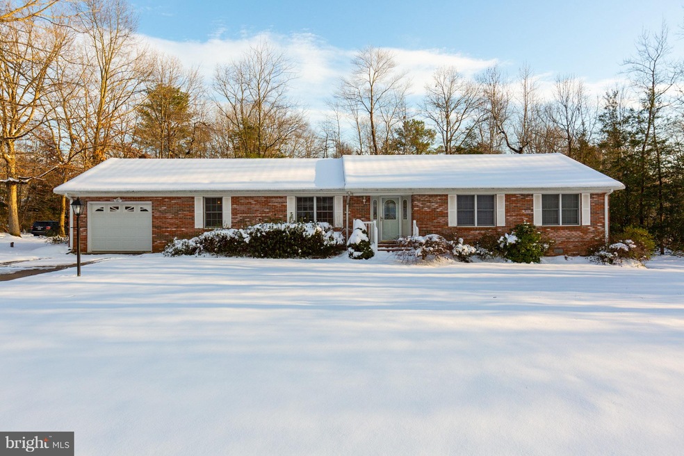 40801 Cooper Dr, Leonardtown, MD 20650 - photo 1