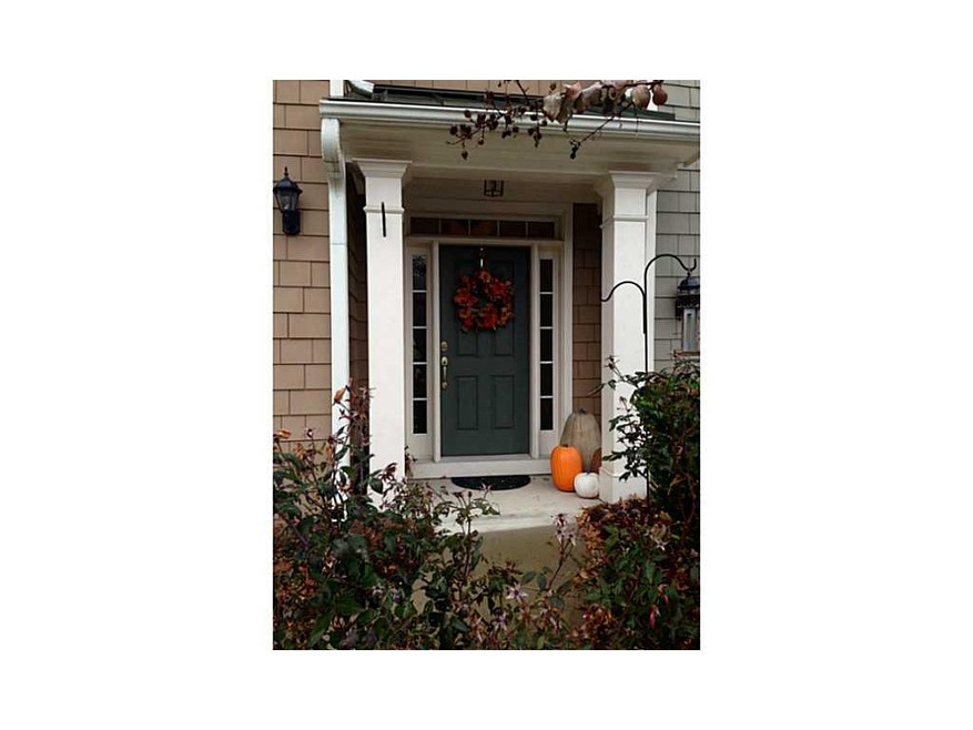 Exterior Front. Exterior entry way