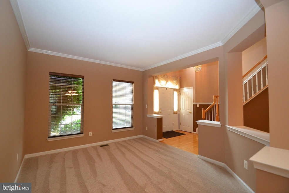 12528 Erroll Ln, Bristow, VA 20136 - photo 1