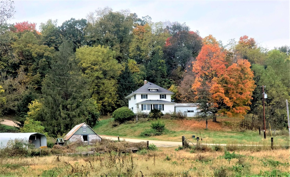 6243 Pikes Peak Rd, Lancaster, WI 53813 - photo 1