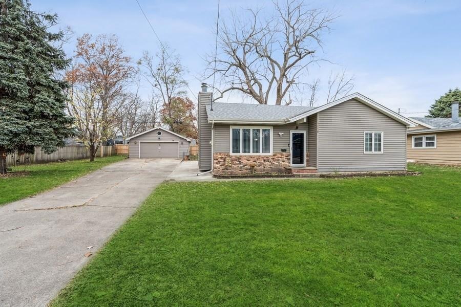 2116 E 25th St, Des Moines, IA 50317 - photo 1