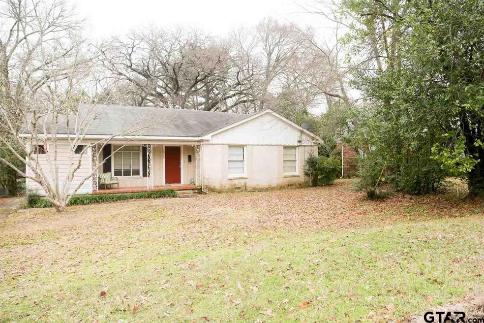 1026 1026 S Azalea, Tyler, TX 75701 - photo 1