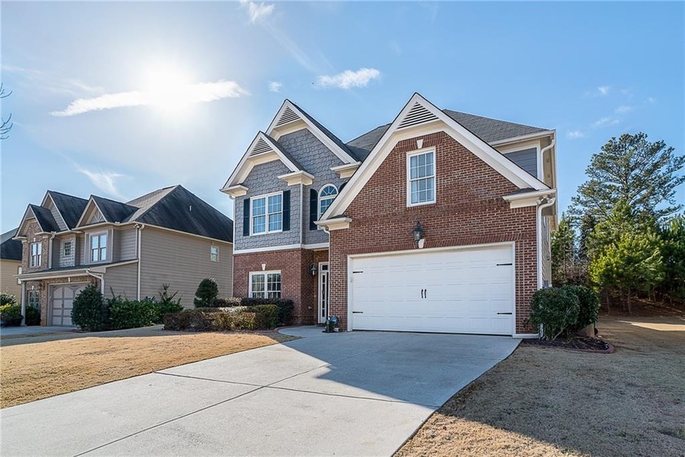 Welcome to this lovely 4bdrm, 3.5 bath home! Enter