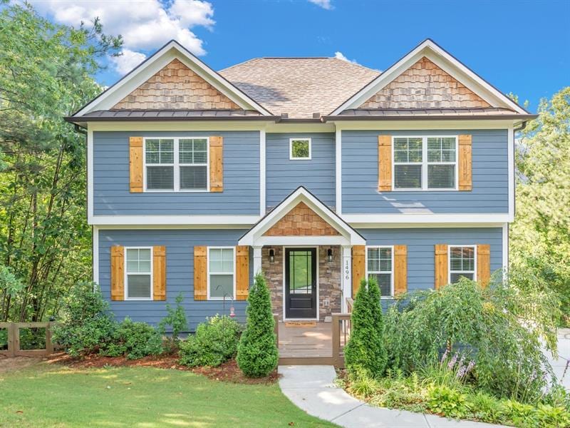 Like NEW 4 year old home in an established communi