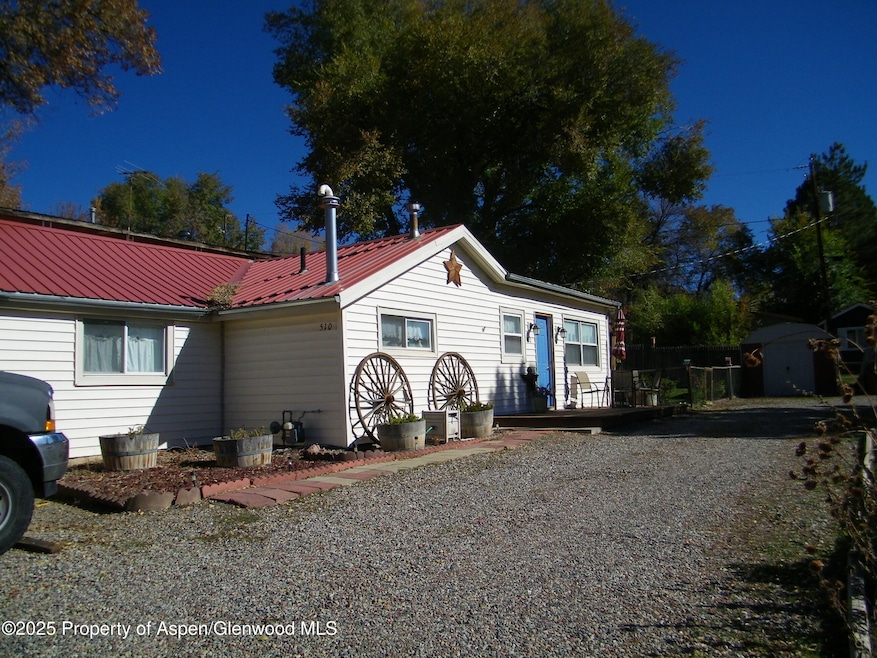 510 N 6th St, Silt, CO 81652 - photo 1