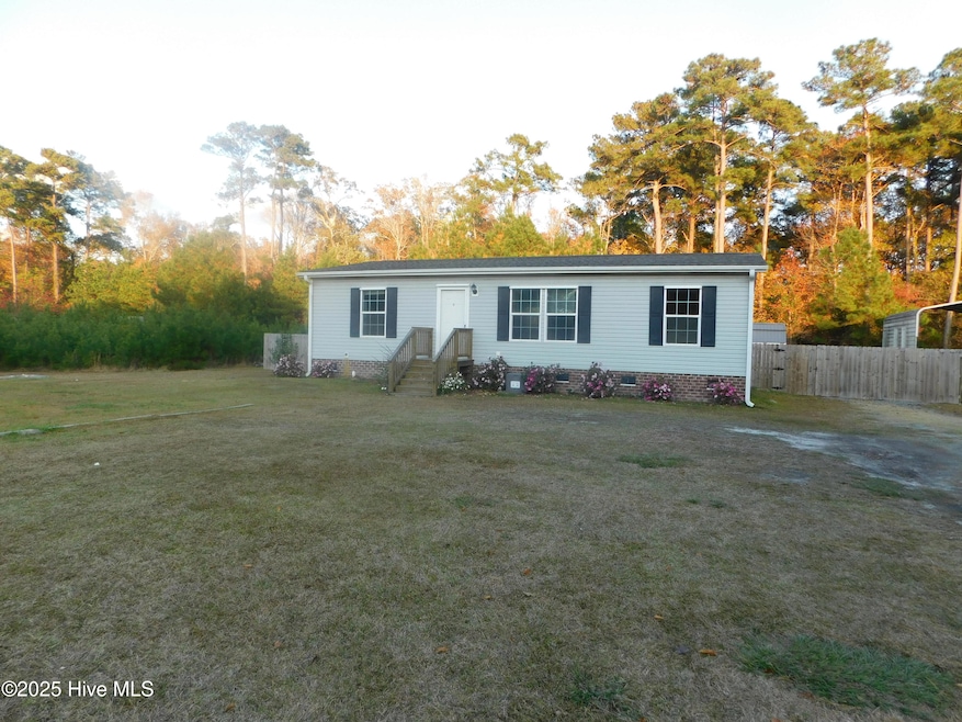 1019 Harkers Island Rd, Beaufort, NC 28516 - photo 1