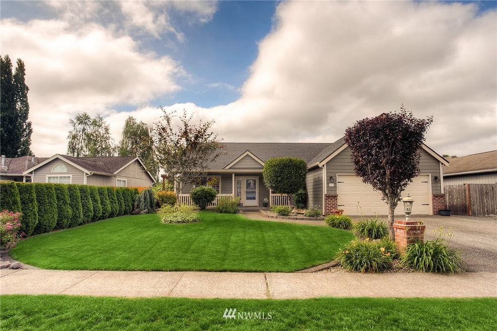 508 Skinner Way SW, Orting, WA 98360 - photo 1