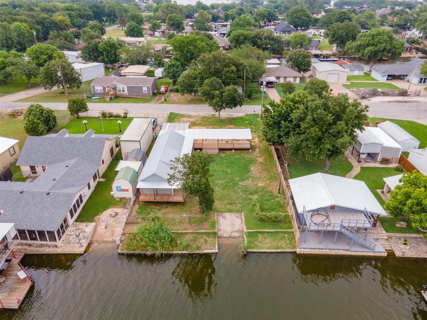 4606 Retreat Ct, Granbury, TX 76049 - photo 1