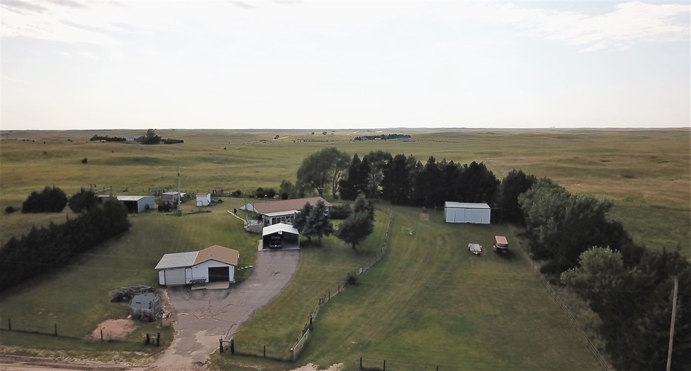 10928 S Whispering Hills, North Platte, NE 69101 - photo 1