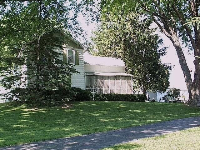 6182 Purcell Rd, Fitchburg, WI 53575 - photo 1