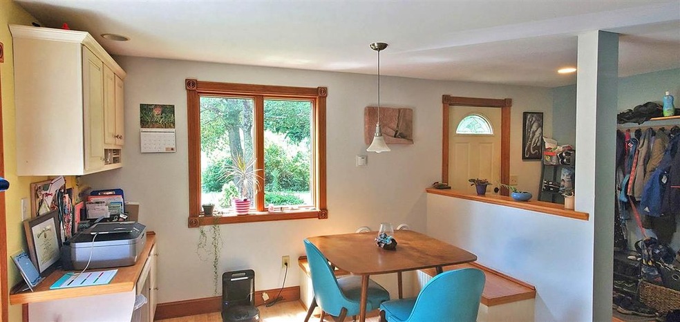 2915 W River Rd, Dummerston, VT 05301 - photo 1