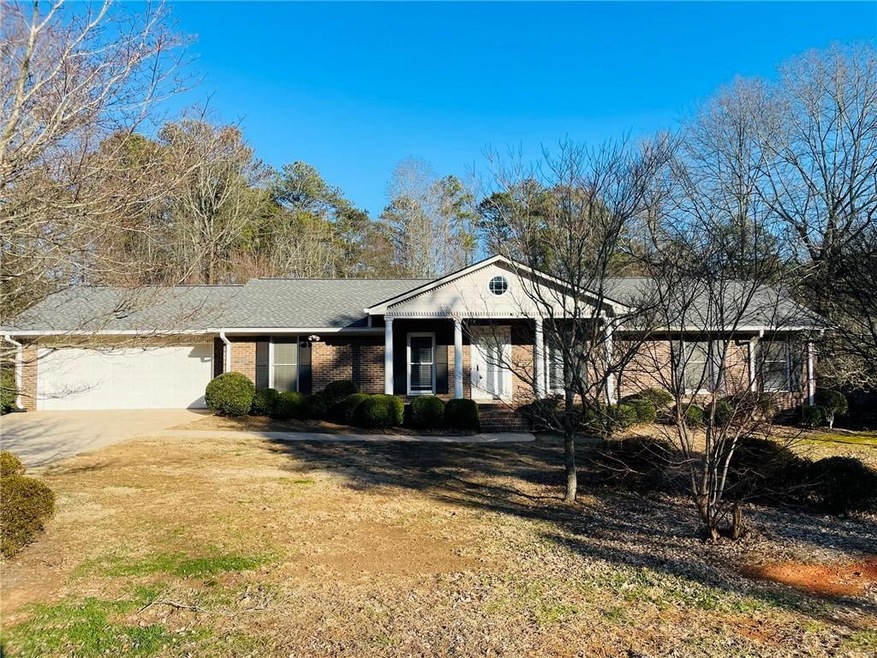 11605 Northgate Way, Roswell, GA 30075 - photo 1