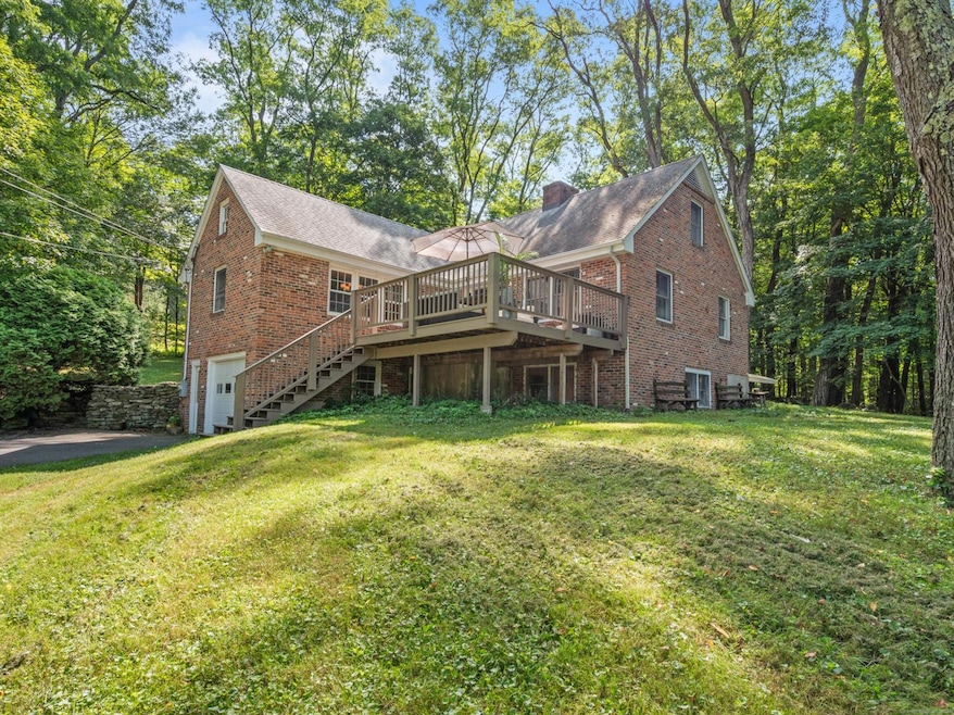 537 Cherry Brook Rd, Canton, CT 06019 - photo 1