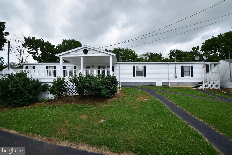 1177 East Ave, Waynesboro, PA 17268 - photo 1