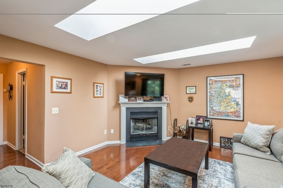 2 Owl Ct unit 2, Three Bridges, NJ 08887 - photo 1